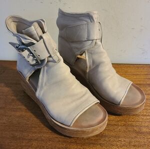 A.S.98 Cream Leather Open-Toe Mules